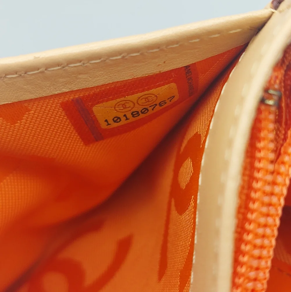 🧡CHANEL Authentic Cambon Small Wallet/Clutch🧡